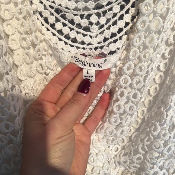 White eyelet romper - Picture 2 of 2